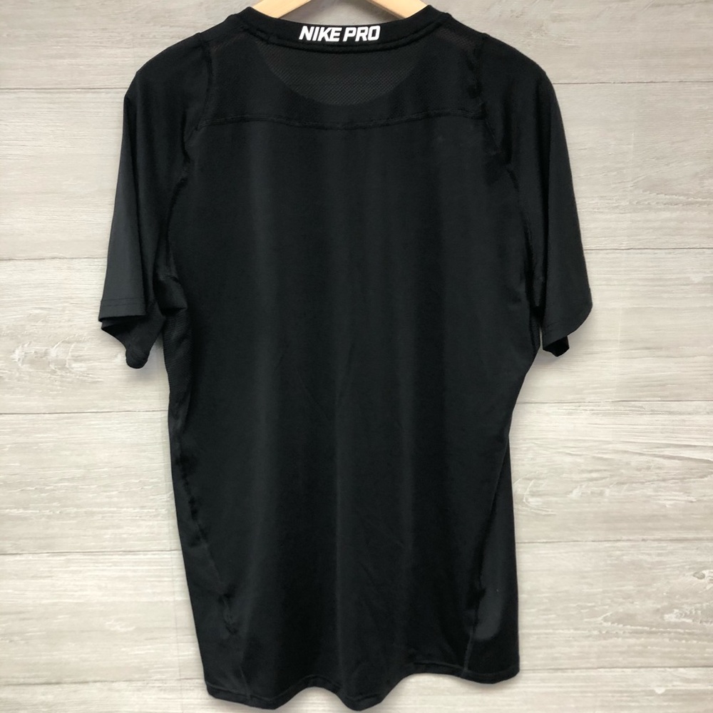 * | Nike | Dri-fit shirt. Size L. - Picture 2 of 4